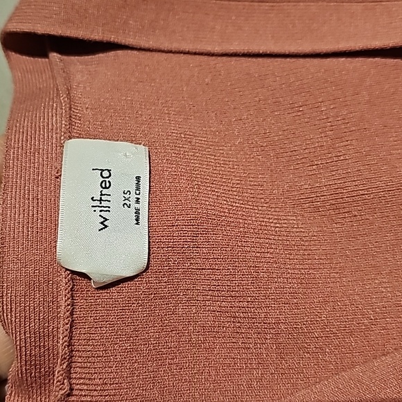 Aritzia Wilfred Vivian Wrap Stretch Sweater Cardigan Size 2XS conch pink - Picture 9 of 11